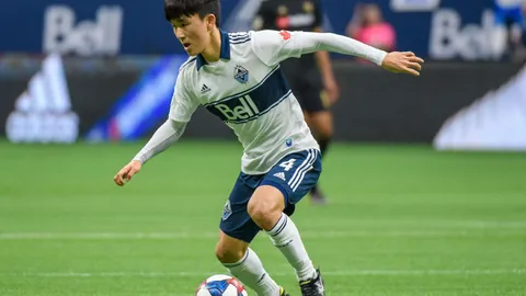 内马尔帽子戏法！巴西3-0锁定小组第一